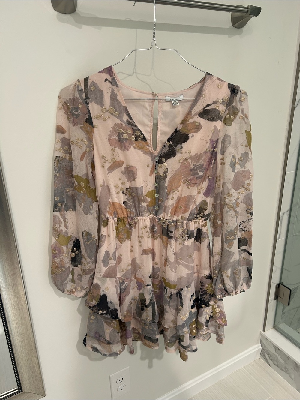 Light Pink Floral Peplum V-Neck Women’s Blouse